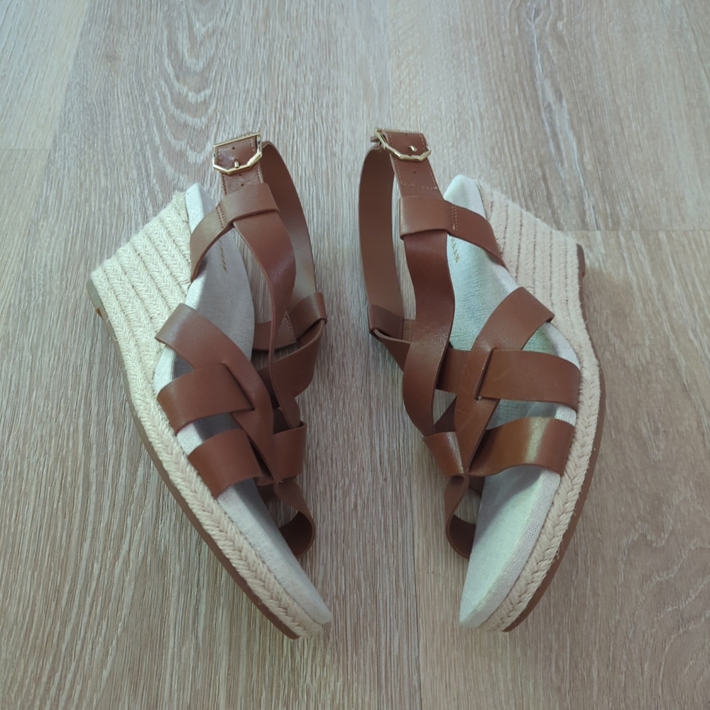 NEW COLE HAAN Crystal Wedge Strappy Leather Sandals, Honey Sz8